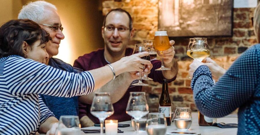 Brussels: Private Beers, Bars, and Live Music Tour by Night - Starting at the Quai aux Briques