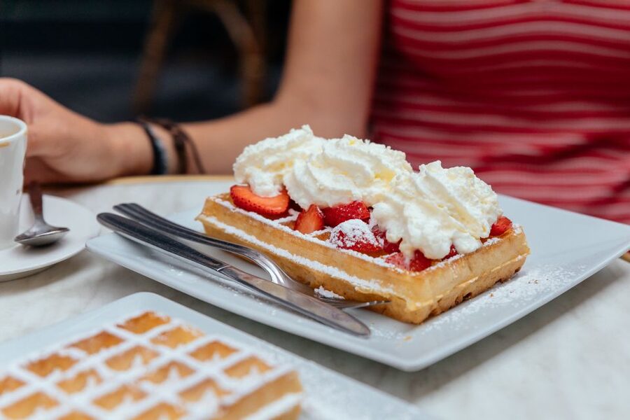 Brussels: Private Food Tour – 10 Tastings with Locals - Who should book this experience?