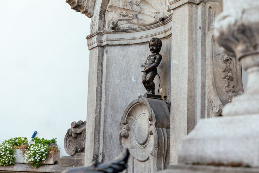 Brussels: Private Tour w/ Locals – Highlights & Hidden Gems - St Nicholas Church and the older city fabric