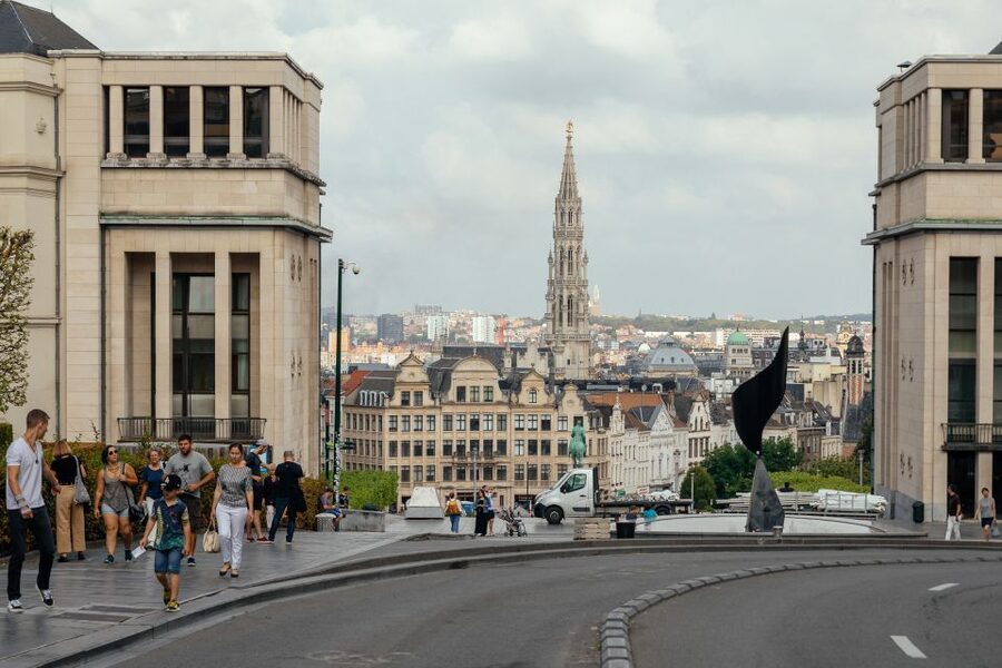 Brussels: Private Tour w/ Locals – Highlights & Hidden Gems - The included local tasting