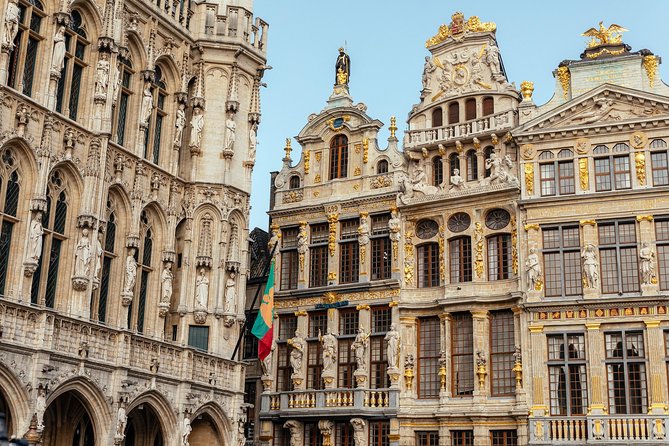 Brussels PRIVATE TOUR With Locals: Highlights & Hidden Gems - Optional routes beyond the old center