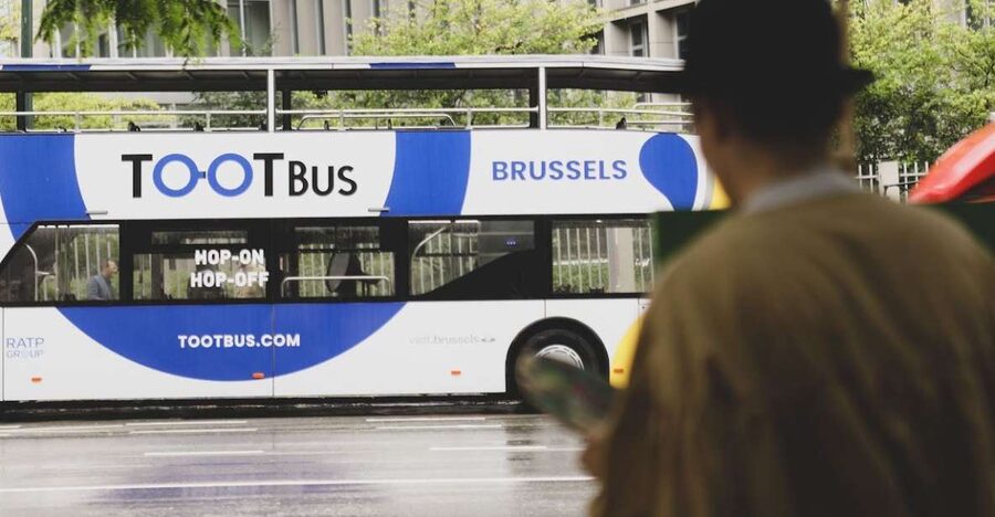 Brussels: Sightseeing Sunset Bus Tour - Starting at 33 Rue du Cardinal Mercier