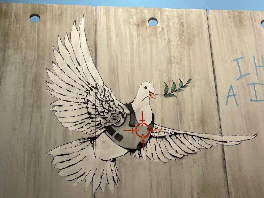 Brussels: The World of Banksy Museum Permanent Exhibition - Finding the museum near Brussels’ central squares