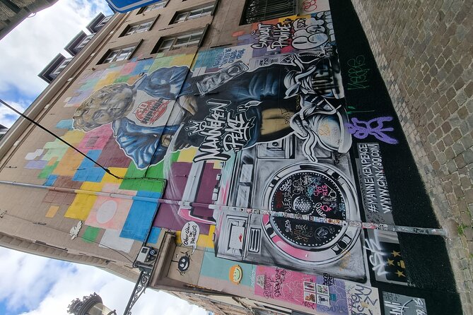 Brussels through its comics murals - Seeing Brussels beyond the famous comic walls
