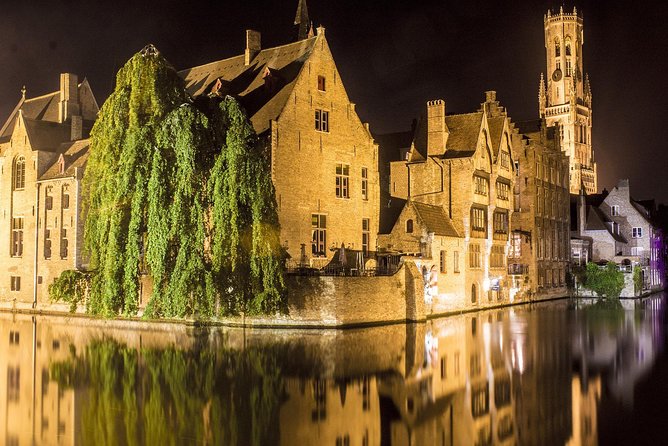 Brussels to Bruges: Private & Personalized Day Trip with a Local - Walking Bruges through canals and medieval streets