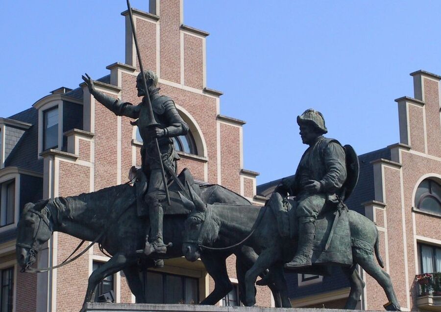 Brussels: Walking Tour from Central Station to Manneken Pis - Price, group size, and the real value