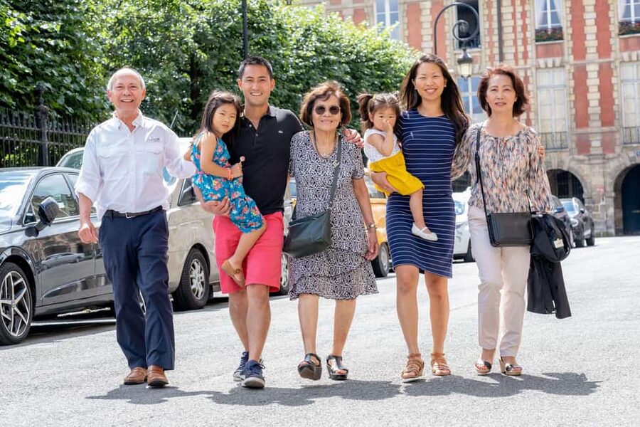 Bruxelles: Photoshoot Experience - Choosing the Right Brussels Setting for Your Photos
