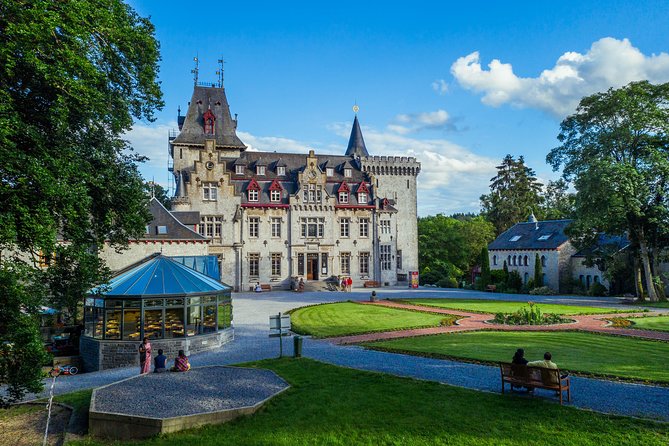 Castle Guided Tour (English) - The Castle’s Restored Rooms and Faded Character