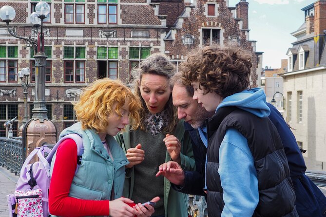 Children's escape game in the city of Antwerp - Peter Pan - Following the Peter Pan Story Through Antwerp
