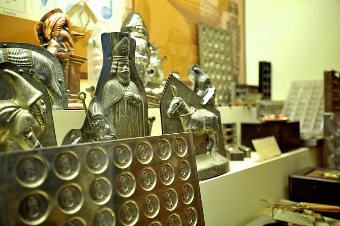 Choco-Story: The Chocolate Museum in Bruges - Following cocoa from Mayan drink to Belgian praline