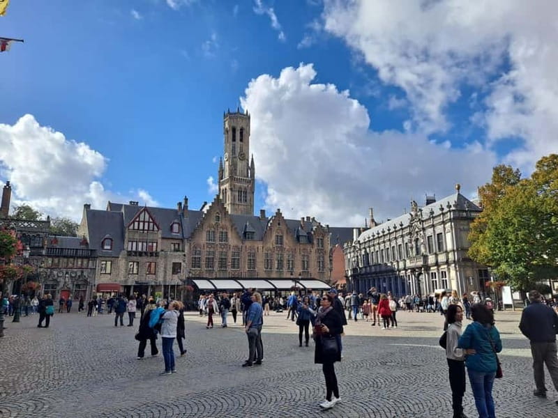 Day trip to Bruges from Paris with canal cruise - The minivan ride from Paris