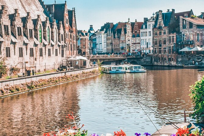 Discover Ghent while playing! Escape game - The alchemist - Two hours, with unusual timing freedom