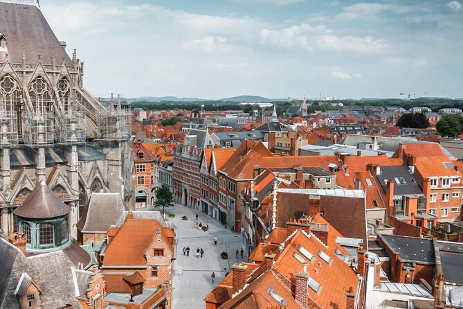 Discover Tournai while playing! Escape game - The alchemist - The moral choice involving Josyne