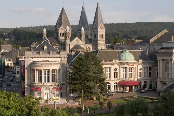 e-Scavenger hunt Spa: Explore the city at your own pace - The Fourth Lancers memorial