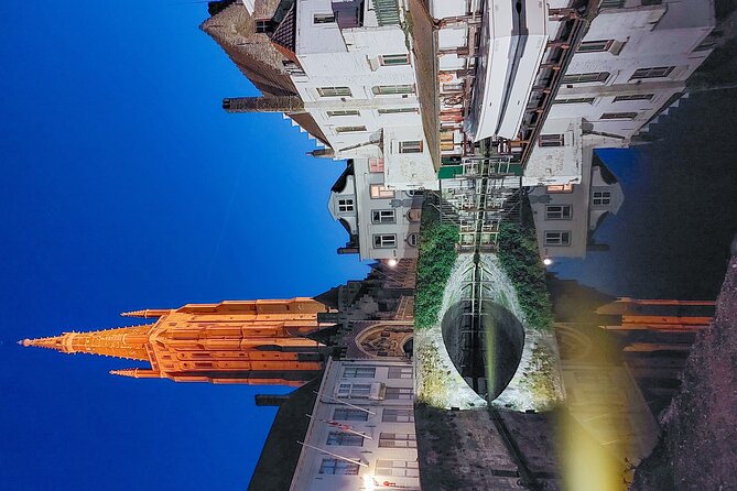 Evening Delights: Bruges Tour with Beer & Chocolate - Belfort: the city tower in ten minutes