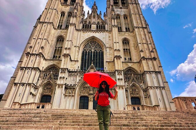 Evening Tour: The Dark Side of Brussels - Rue de Rollebeek and Notre-Dame du Sablon