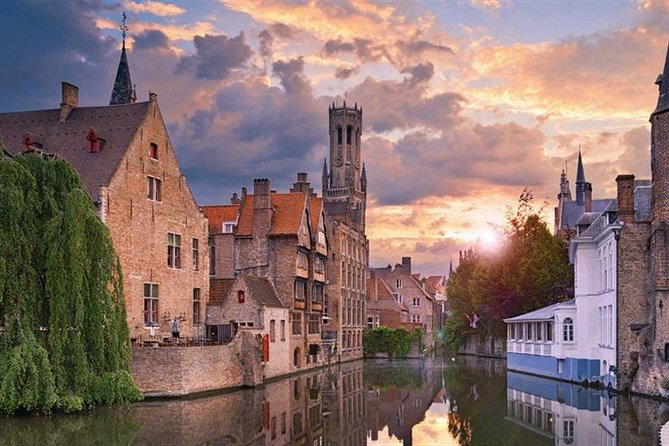 Exclusive PRIVATE Walking Tour of Bruges - Belfort and Markt: Bruges’ big first impression