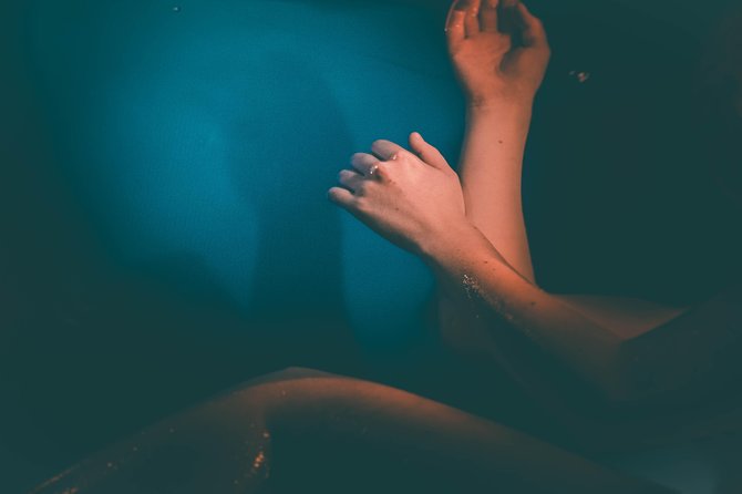 Floating in the clouds - How the private format affects the visit