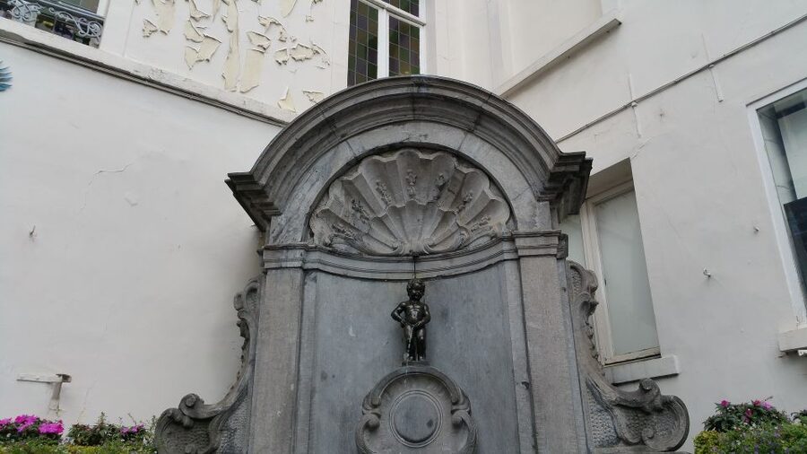 From Amsterdam: Private Sightseeing Tour to Brussels - The road south takes more time than the brochure feel suggests