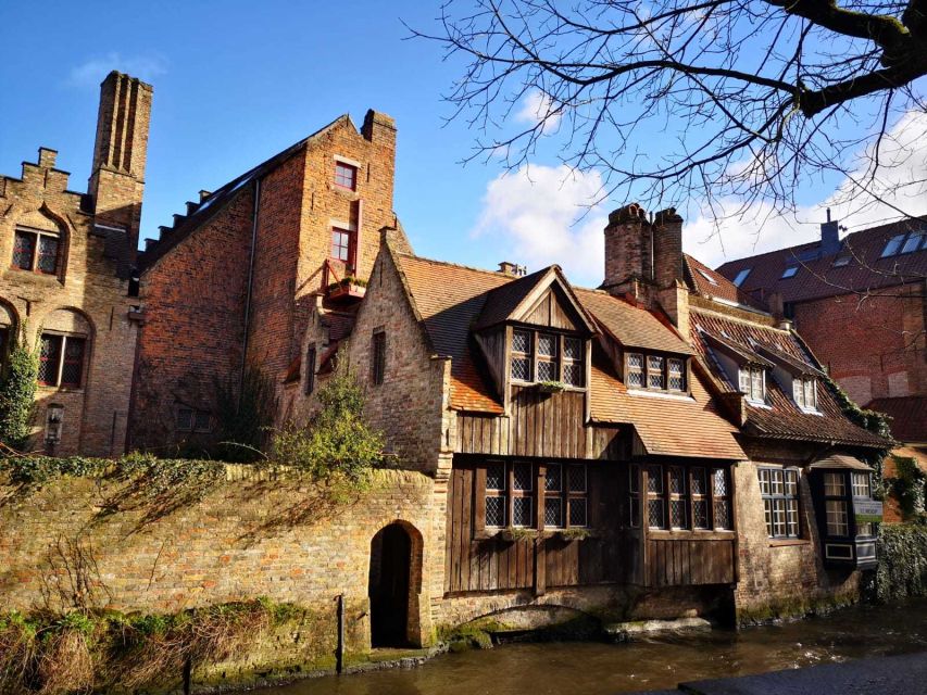 From Brussels: Bruges Day Trip with Boat Tour Option (ENG) - Who should choose this Bruges tour?