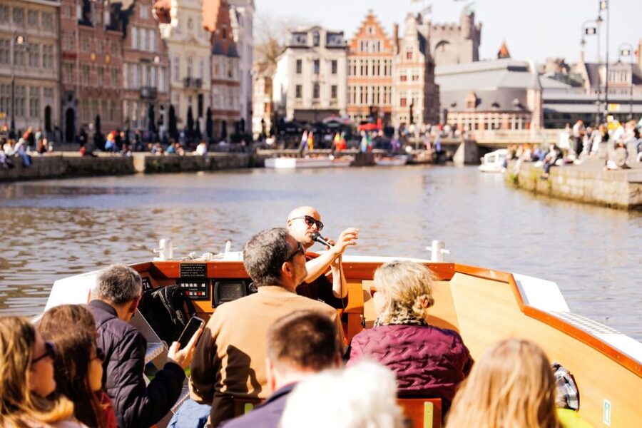 Ghent: 40 Minute Medieval Center Guided Boat Tour - Castle of the Counts From the Canal