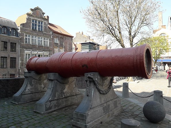 Ghent Beer and Sightseeing Adventure - Beer near Ghent’s canals and the Market Hall
