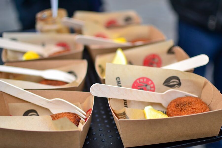 Ghent: Food & Drink Walking Tour with Tastings - Ghent’s oldest candy shop
