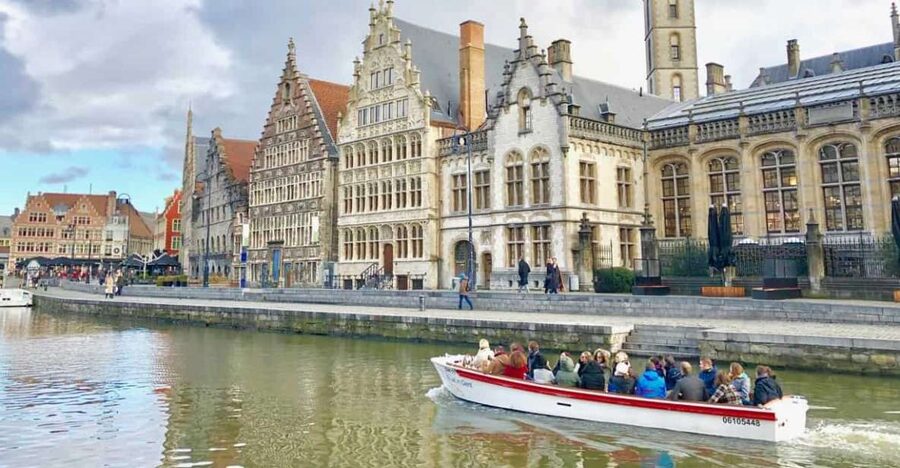 Ghent: Private Historical Highlights Walking Tour - Key points at a glance