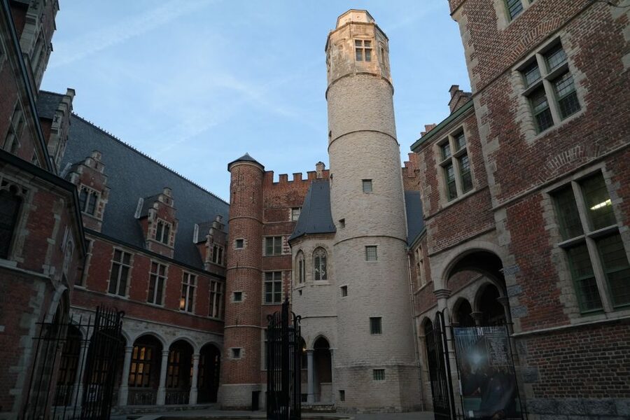 Ghent: Walking Tour from Friday Market to the Cathedral - Woodrow Wilson Square and the route into old Ghent