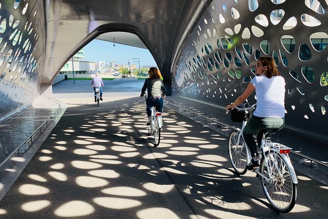 Guided Bike Tour: 2 Hours Highlights of Antwerp - Starting beneath Antwerp’s magnificent railway station