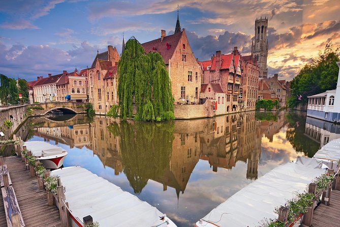 Guided tour of Bruges - Burg Square, Bruges’ political center