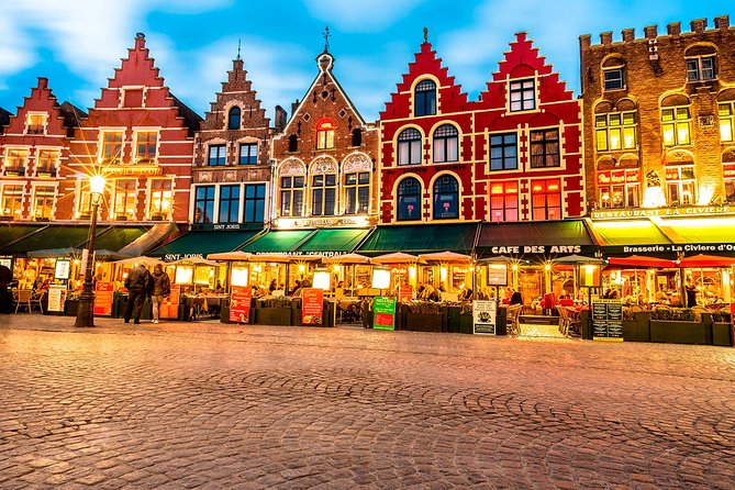 Guided tour of Bruges - Walplein beer stories and medieval houses on Stoofstraat