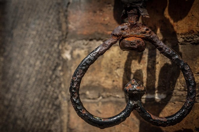 "Hidden Brugge" Photo Tour - 2hr open city tour & workshop - Sint-Janshuismolen and the windmills near Kruispoort
