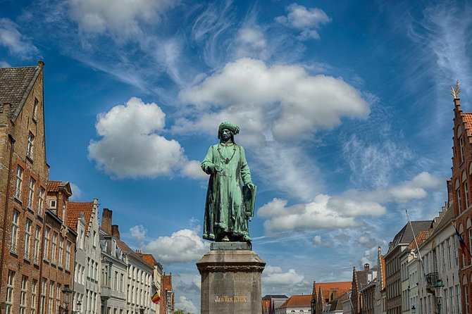 "Hidden Brugge" Photo Tour - 2hr open city tour & workshop - Timing, walking, and practical planning