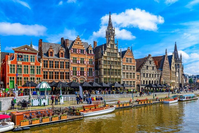 Historical Walking Tour: Legends of Gent - Design Museum Gent and the local rebellious streak