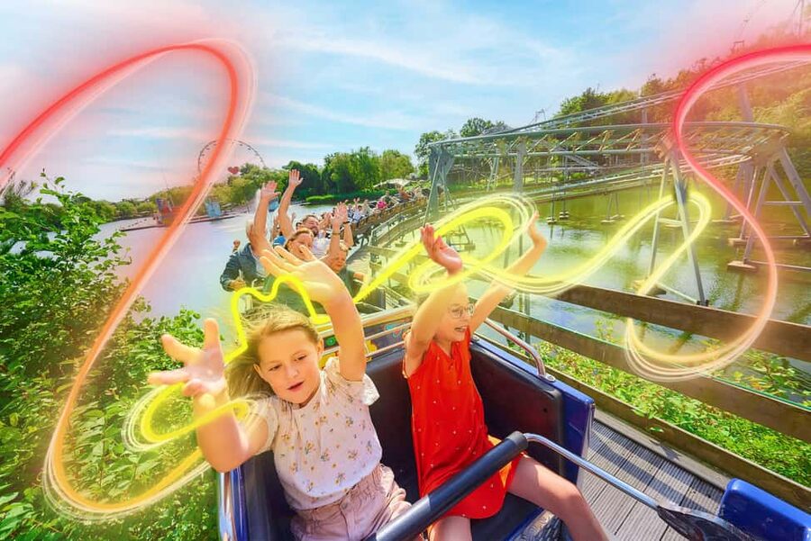 Lichtaart: Bobbejaanland Entry Ticket - Why Bobbejaanland works for a mixed-age family
