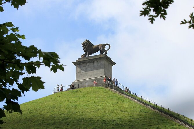 Napoleon Last Campaign (Waterloo, Ligny..) Day Tour from Brussels - The one-hour lunch break in Waterloo