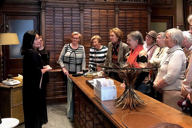 Private Antwerp's Diamonds and Jewellery Old City Center Historic Tour - Zirkstraat and the first diamond cutter