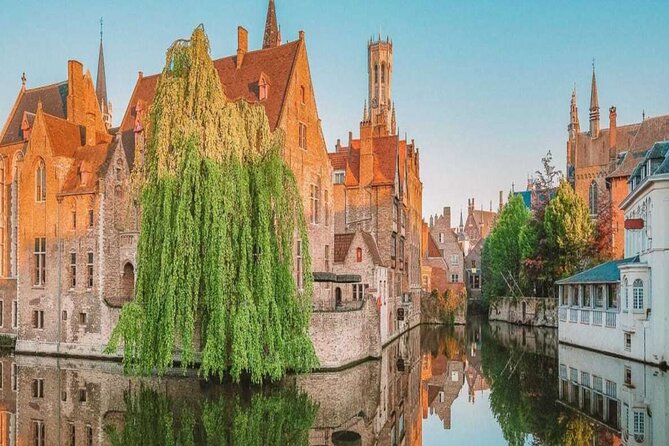 Private Arrival Transfer from Brussels Airport to Bruges with Business car - Flight tracking and the 60-minute wait