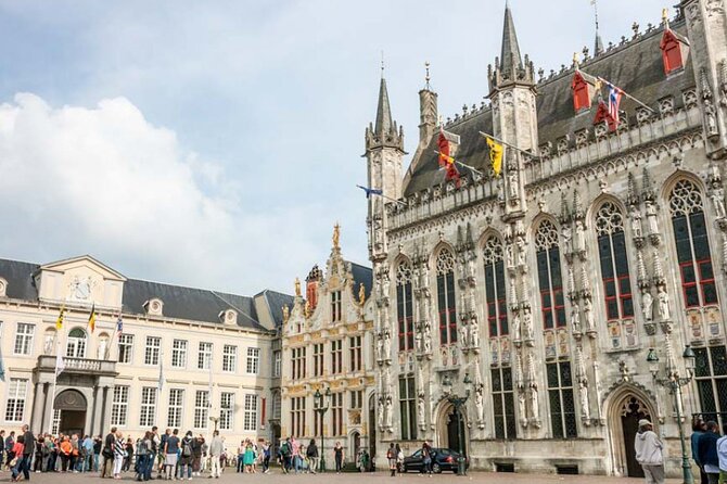 Private Bruges 3.5-Hour Guided Bike Tour: Discover Hidden Gems - Vlamingstraat and the old Spanish quarter