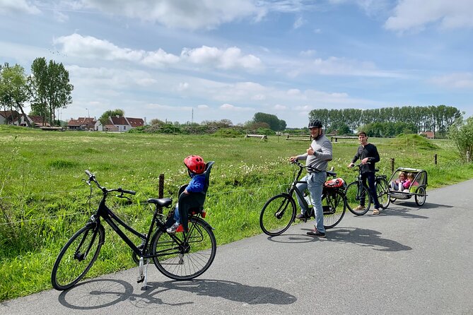 Private Bruges Countryside Cycling Tour to Damme with Guided Walk - Along the Damme Canal toward open country