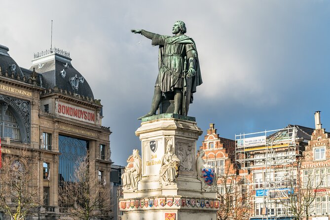 Private Historical Tour: The Best of Ghent - Vrijdagmarkt connects a square with a powerful man
