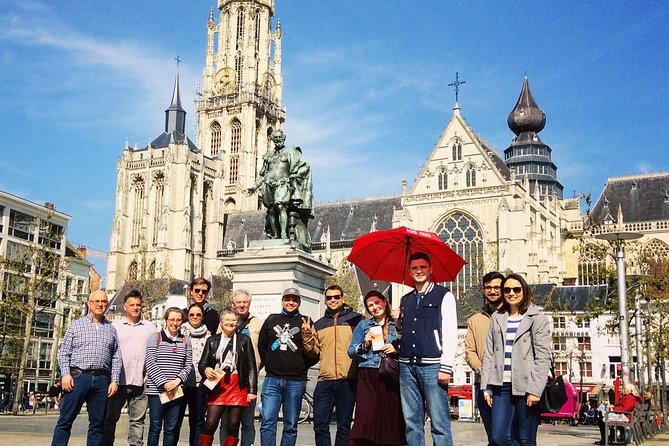 Private tour: Highlights & History of Antwerp - Starting beneath the guild houses at Grote Markt