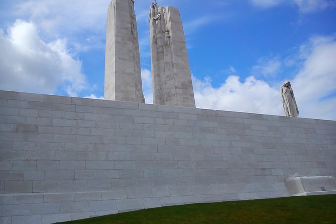 Private Vimy and Belgium Canadian Battlefield Tour from Bruges - Tyne Cot Cemetery and the missing