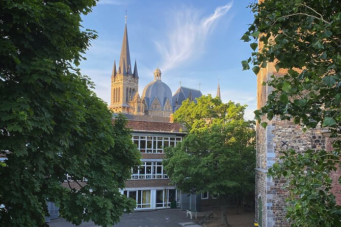 Small Group Liège to Aachen to Maastricht Border Crossing Tour - The Basilica of Saint Servatius