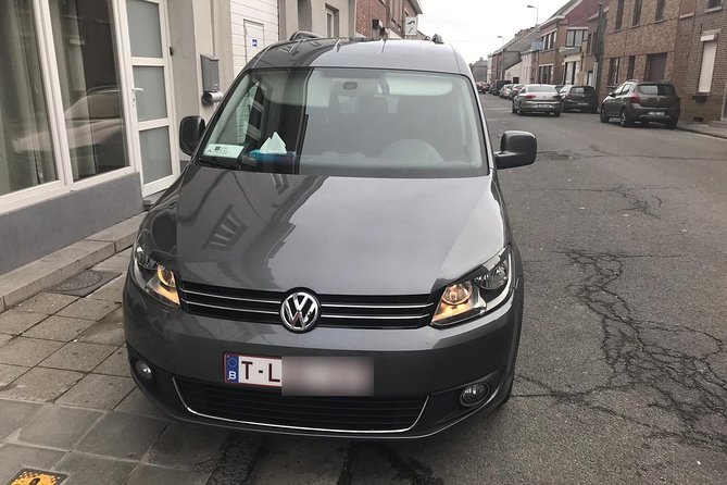 Standard vehicle from Brussels airport to city of Antwerp - The most important issue: Antwerp or Bruges?