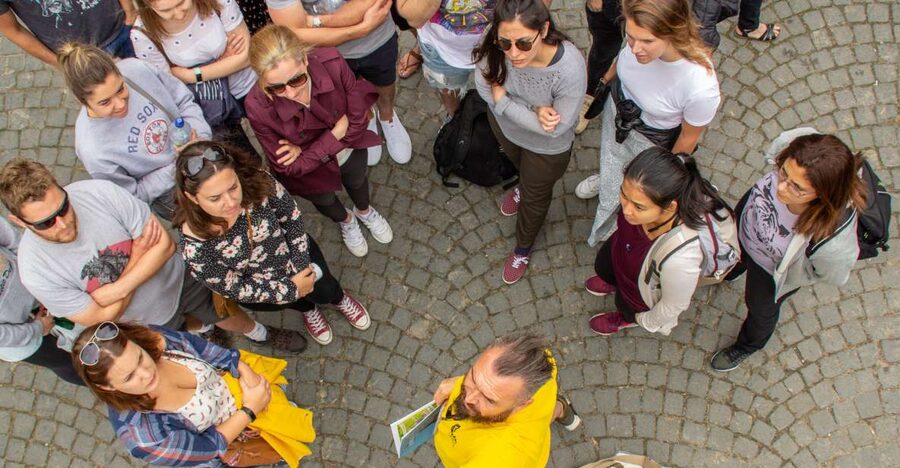 💛 Tell Me About Bruges 🏰 1000 Years of Stories by Locals ⭐ - Fish Market, Huidenvettersplein, and the canal views