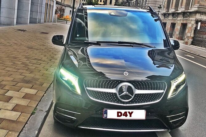 Transfer Brussels Airport --> Brussels MB V Class 7 PAX (ONE WAY) - Leaving Brussels Airport without the usual arrival fuss
