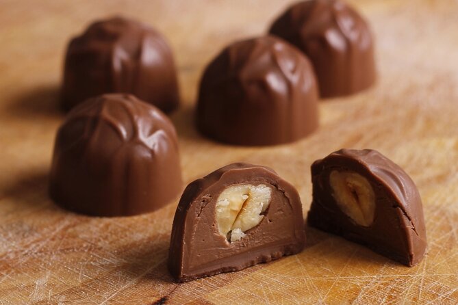 Unique Belgian Chocolate Making Workshop in Bruges - Turning chocolate into pralines