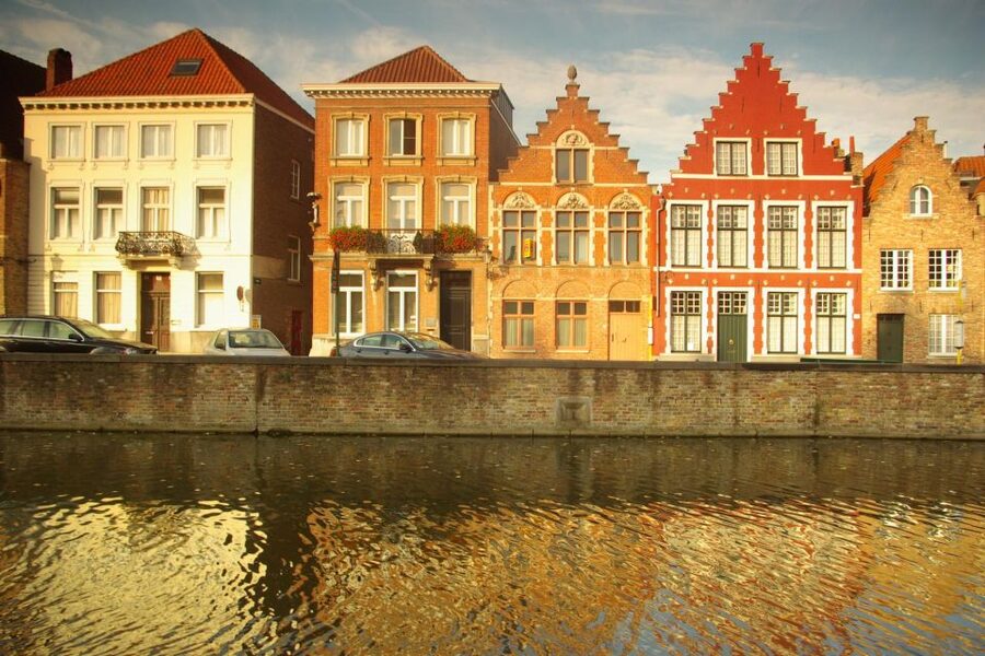 Visit of Bruges in 1 day private tour from Paris - Key Points To Know Before You Book
